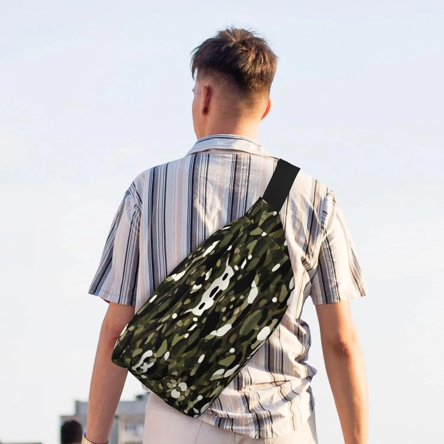 Abstract Camouflage Multi-Purpose Fanny Pack and Crossbody Bag - High Capacity with Zipper Pockets, Ideal for Men and Women