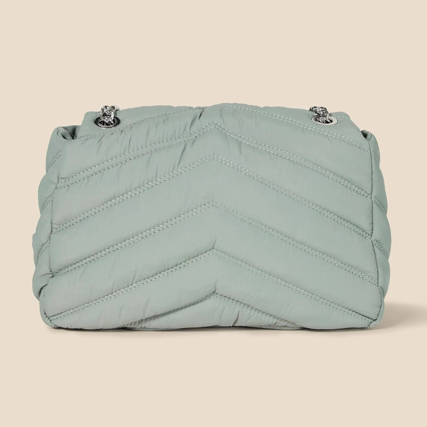 Amazon Essentials Soft Quilted Flap Bag