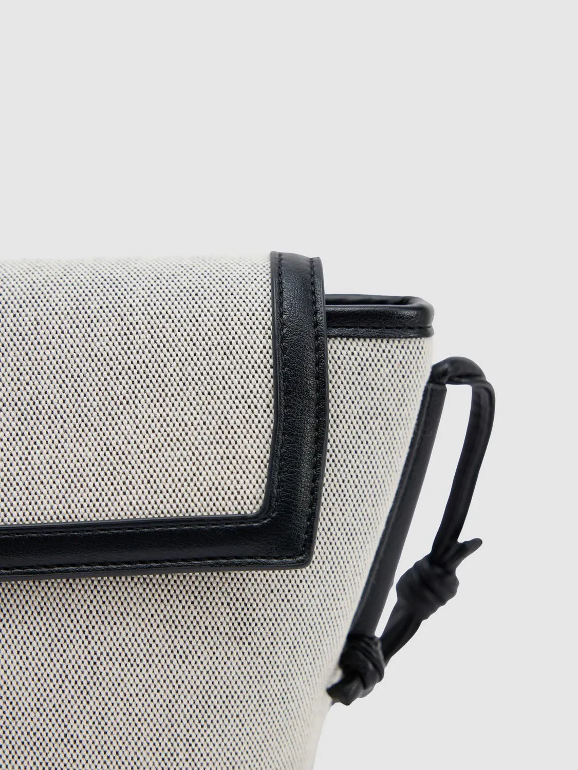 Crossbody Bags