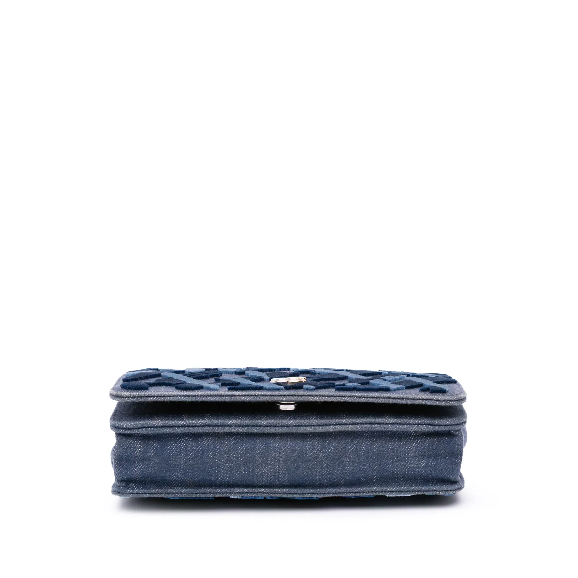 Denim and Velvet Wallet On Chain