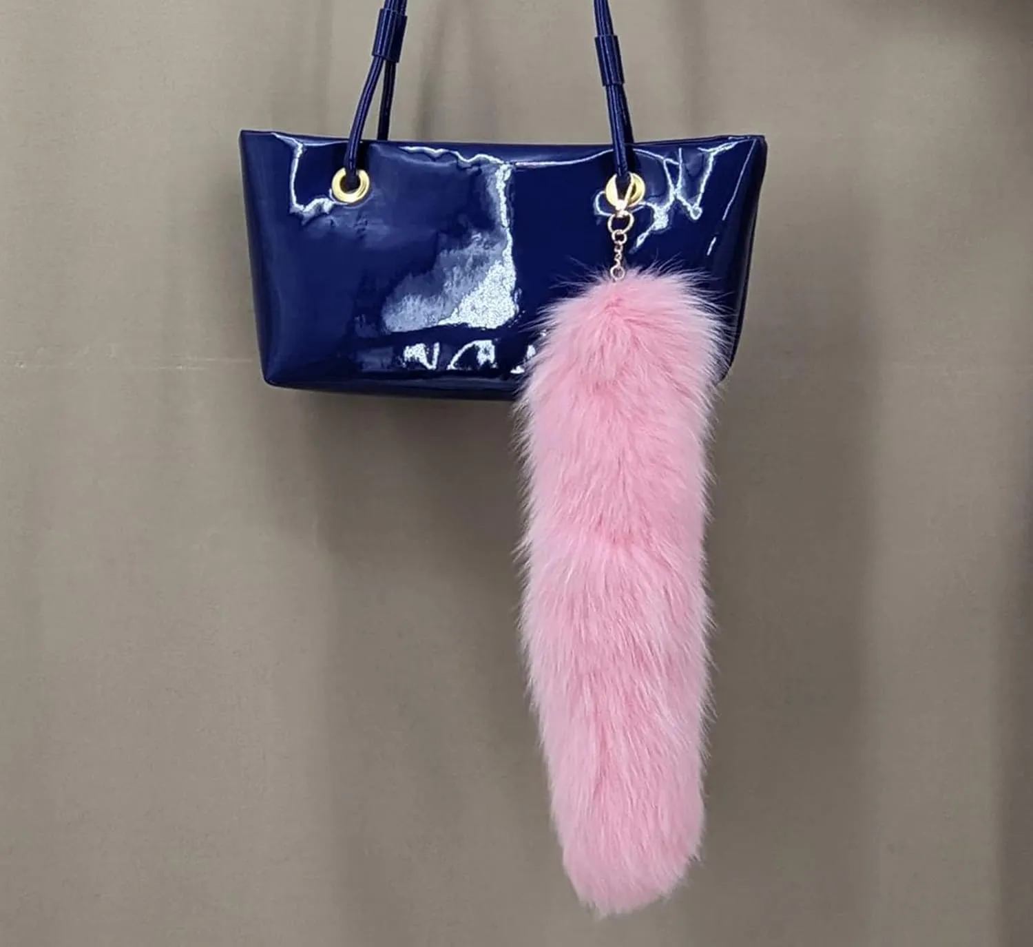 Faux Fox Tail Keychain Pendant Cosplay Costume Halloween Furry Fox Tails Handbag Accessory Key Chain Charm for Women