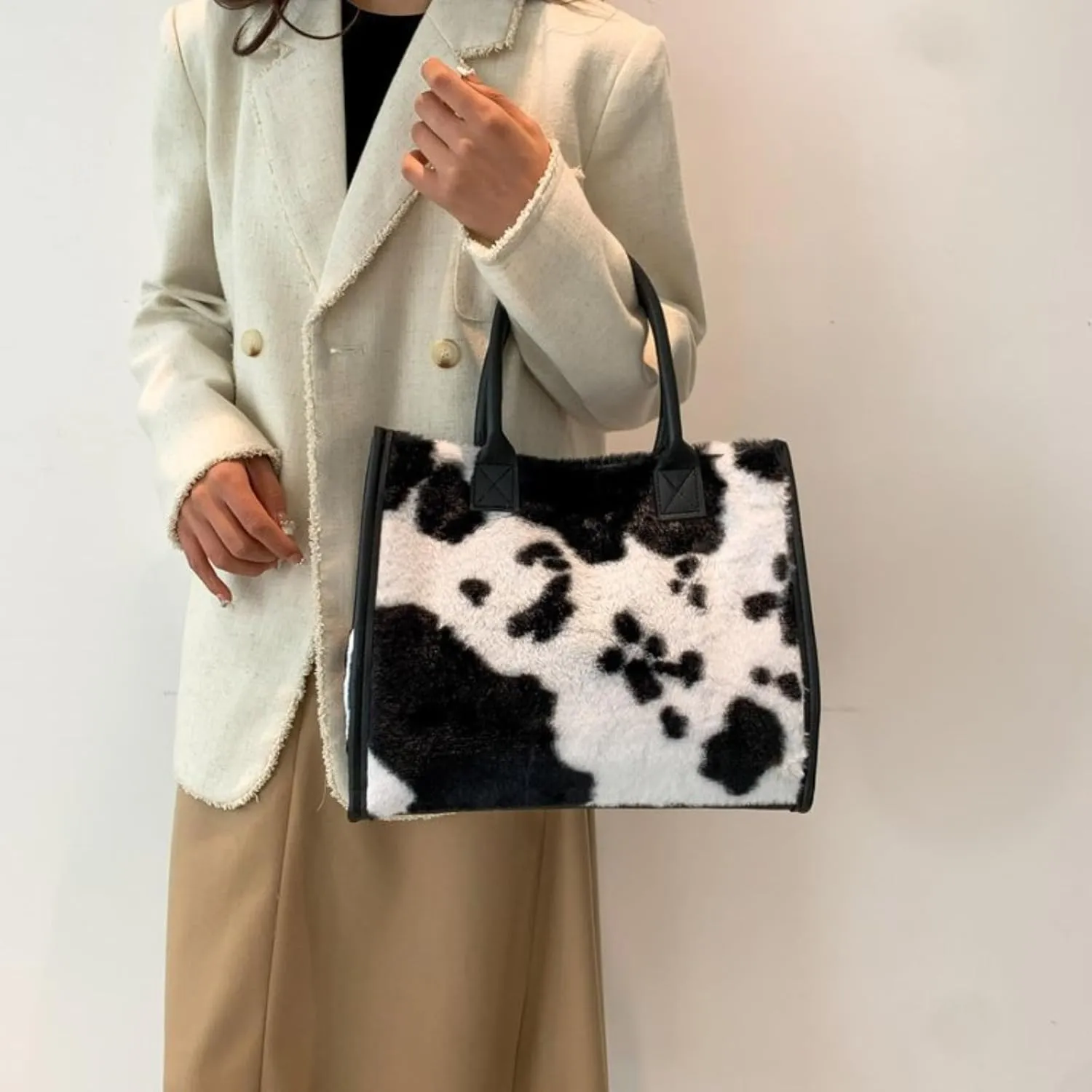 Faux Fur Large Tote Bags for Women Leopard Cow Print Shoulder Bags Purse Y2k Plush Handbags 2000s Streetwear