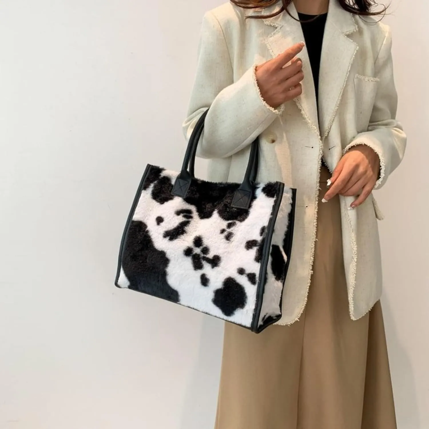 Faux Fur Large Tote Bags for Women Leopard Cow Print Shoulder Bags Purse Y2k Plush Handbags 2000s Streetwear