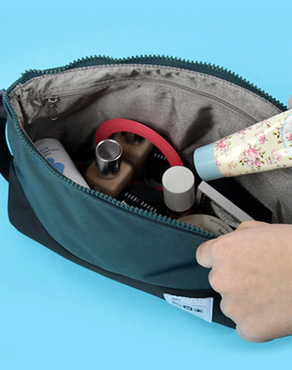 Flight 001 Stowaway Toiletry Case