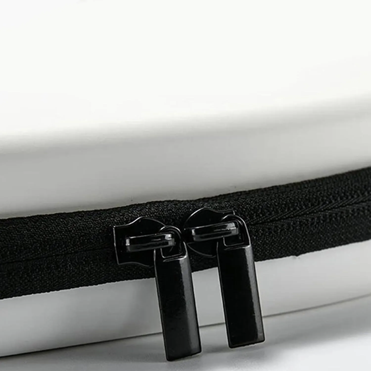 Hard Table Tennis Rackets Bag Square Pingpong Paddle Storage Bag Enduring Waterproofs Zippers Handbag Holds 2 Rackets
