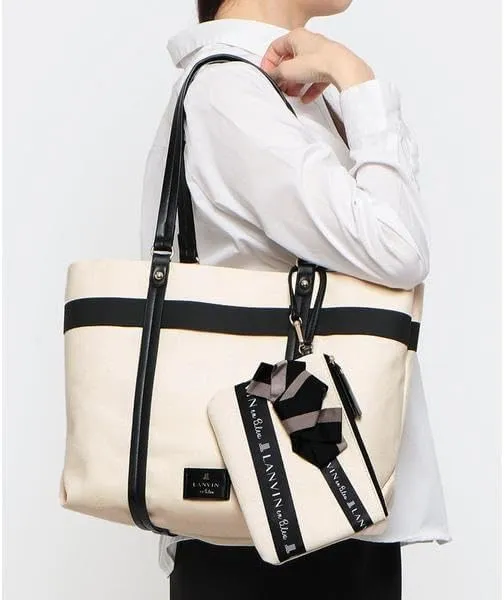 LANVIN en Bleu Contemporary