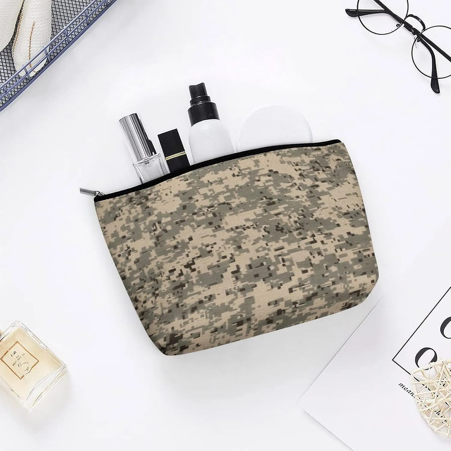 Large Capacity Makeup Bags for Women Portable Leather with Zipper Travelling Makeup Bag Army Digital Camouflage Printed