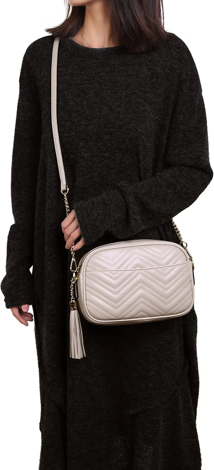 lola mae Quilted Crossbody Bag, Medium Lightweight Shoulder Purse Top Zipper Tassel Accent