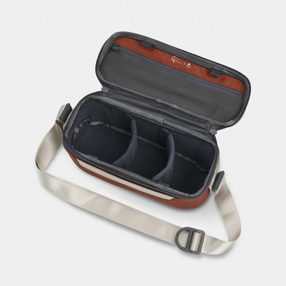 Nomatic Luma Camera Sling 9L