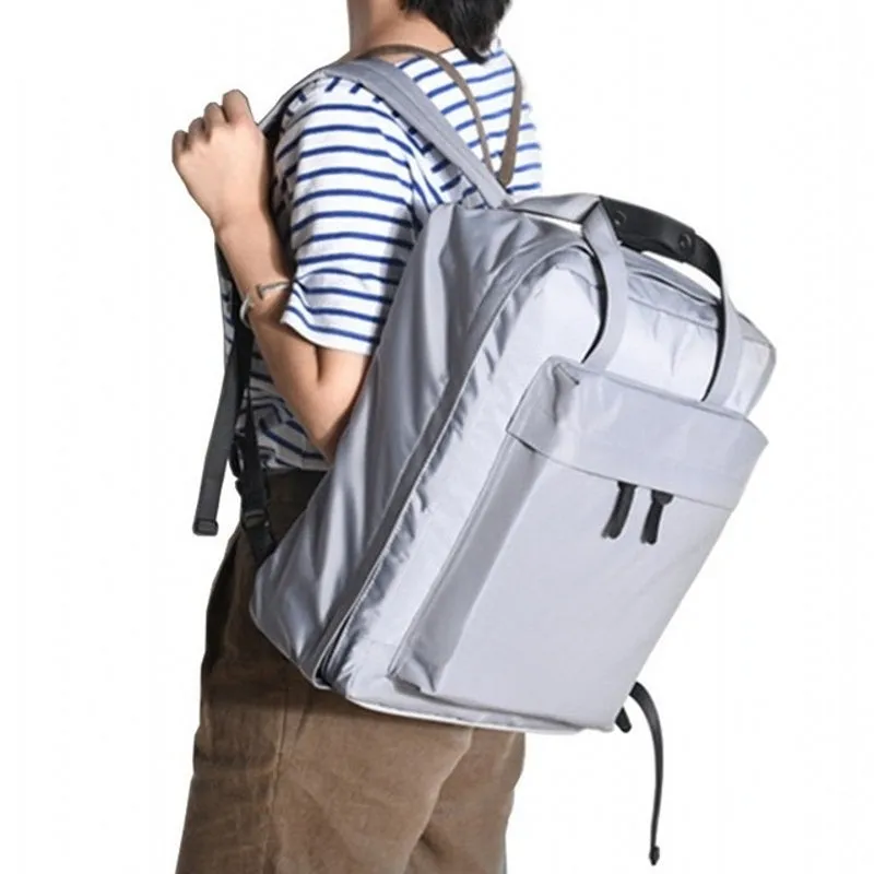 Reiset Waterproof Travel Holdall Rucksack by Wolph