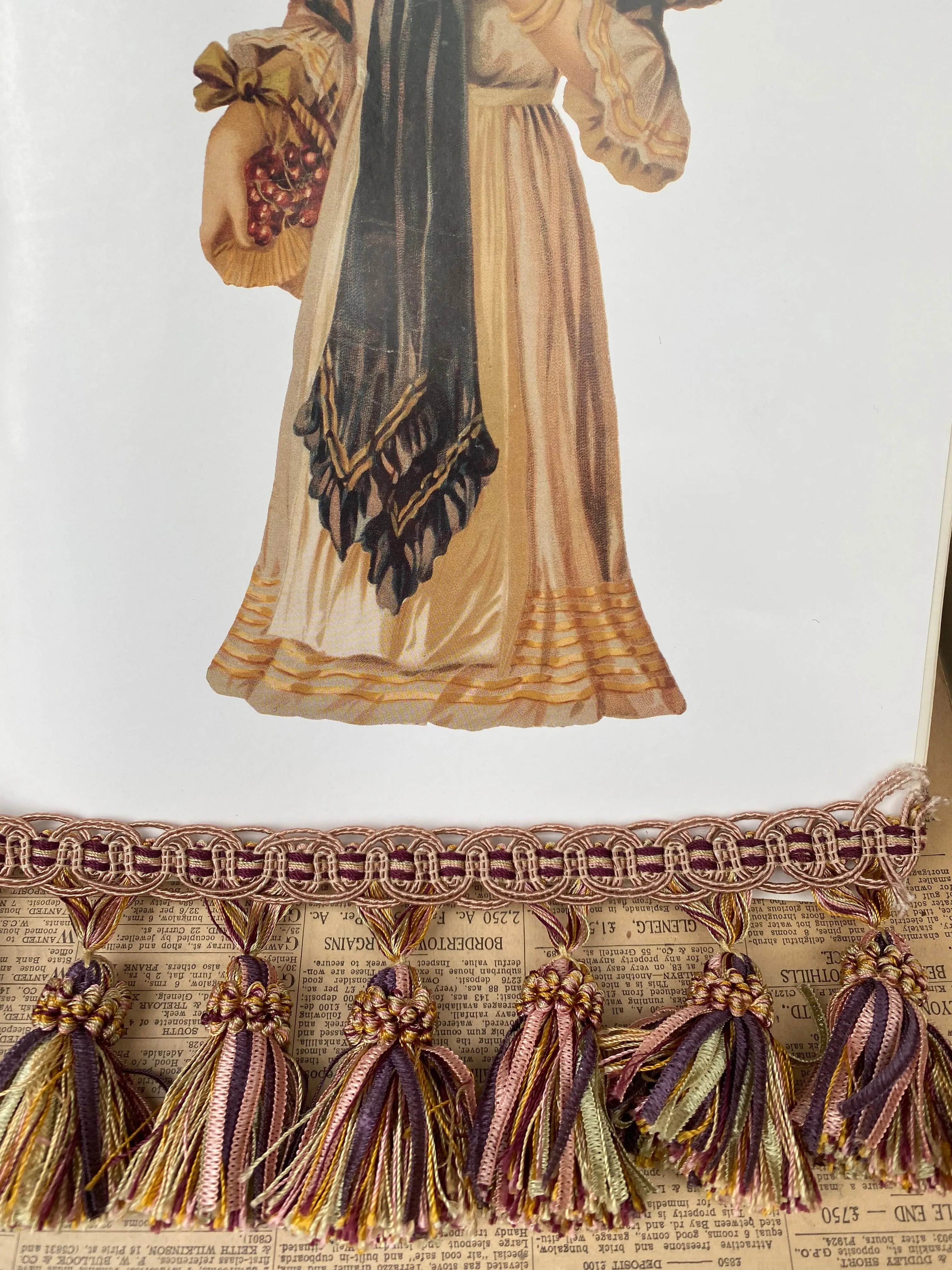 Tapestry Tassel Trim