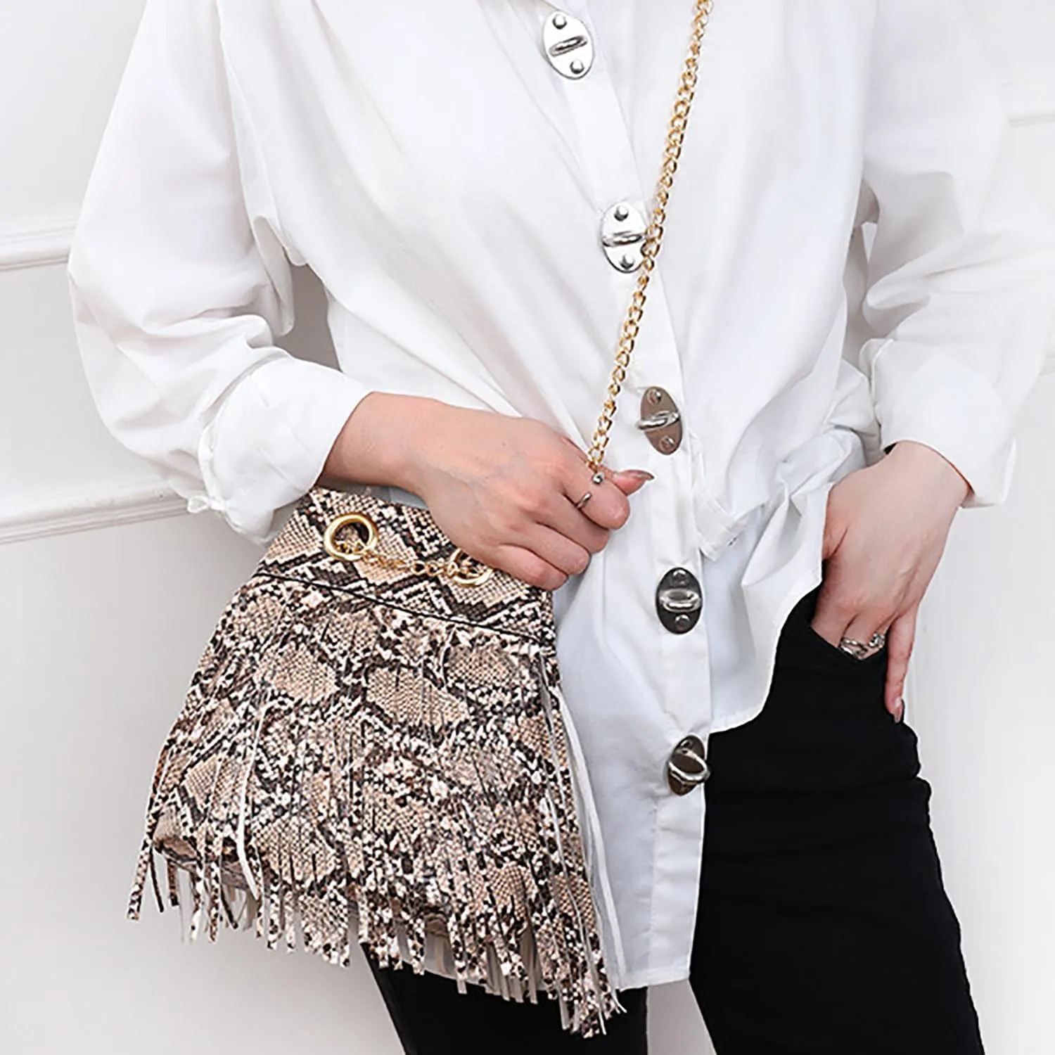 Women Bucket Handbag Snakeskin Tassel PU Leather Chain Crossbody Bag (Yellow)