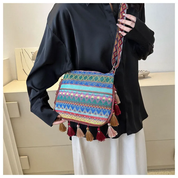 Women's Ethnic Style Large Capacity Tassel Personality Shoulder Bags