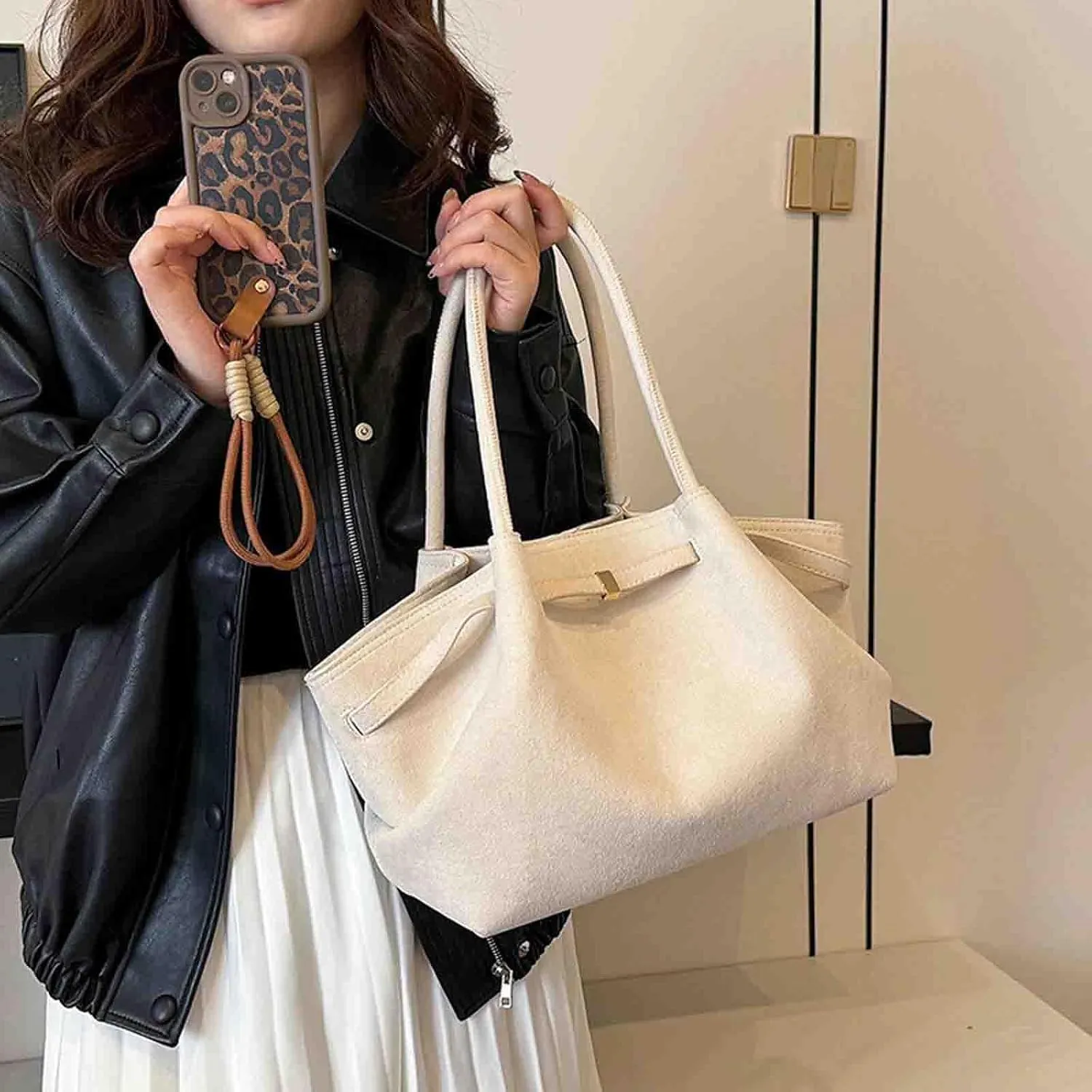 Women's Retro Armpit Shoulder Tote Bag - Large Capacity, Suede Leather