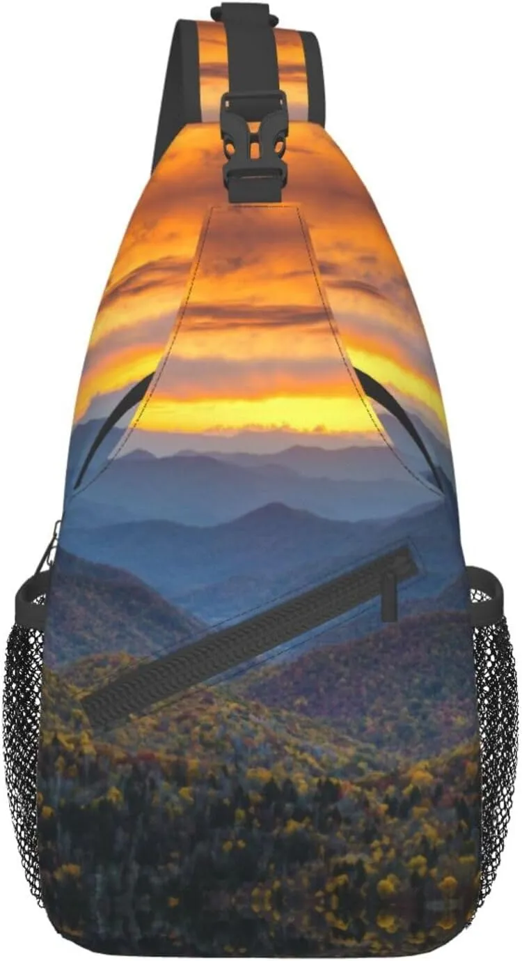 WURTON Blue Ridge Parkway Mountains Print Trendy Casual Daypack Versatile Crossbody Backpack Shoulder Bag Fashionable Chest Bag